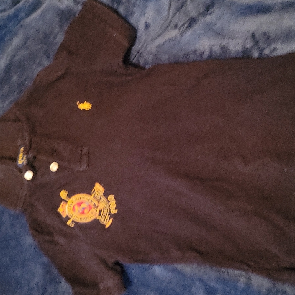 Shirts - Picture 4 of 4